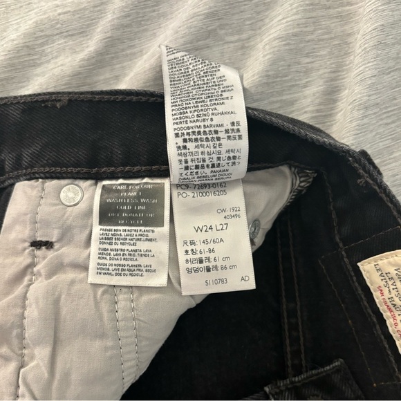 Levi’s Ribcage Straight Ankle Jeans - Picture 3 of 3